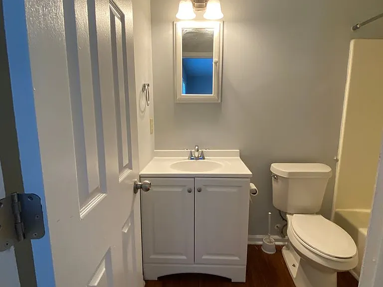 109 Barrington Pl #1-4 — Photo 9