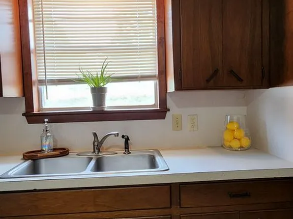 Hackberry Apartments, 900 Hackberry St #906, Nacogdoches, TX 75964