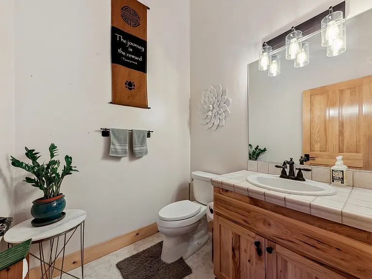 243 Pine St — Photo 25