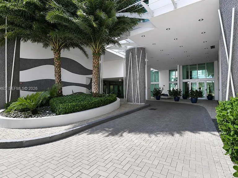 7930 East Dr #1007 — Photo 39