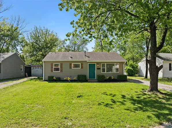 439 N 39th St, Belleville, IL 62226