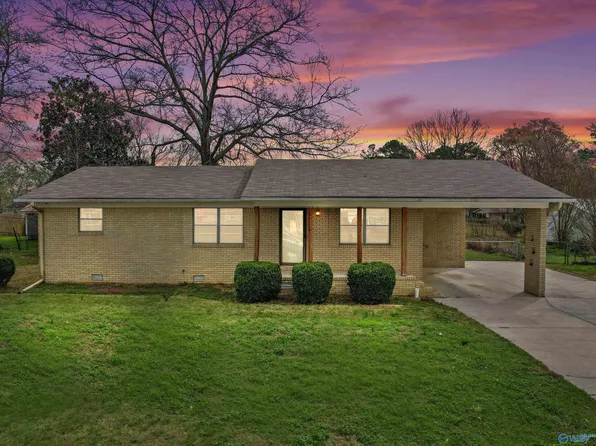 906 Cooper Ln SW, Hartselle, AL 35640