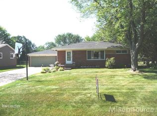 7458 Rauschelbach St, Shelby Township, MI 48317
