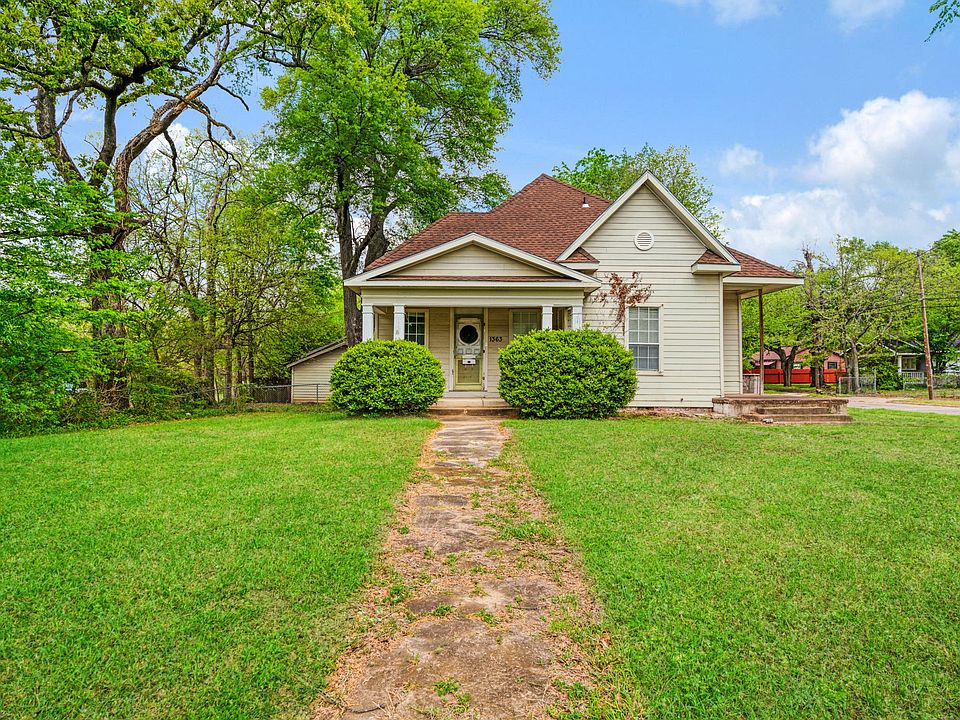 1st image of 1363 Pine Bluff St