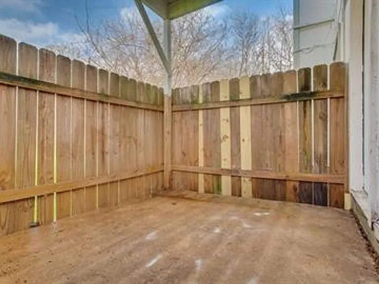2310 Rachael Court — Photo 37