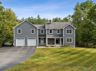 9 Morgan Meadow Dr, Gray, ME 04039