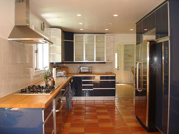 Modern Kitchen