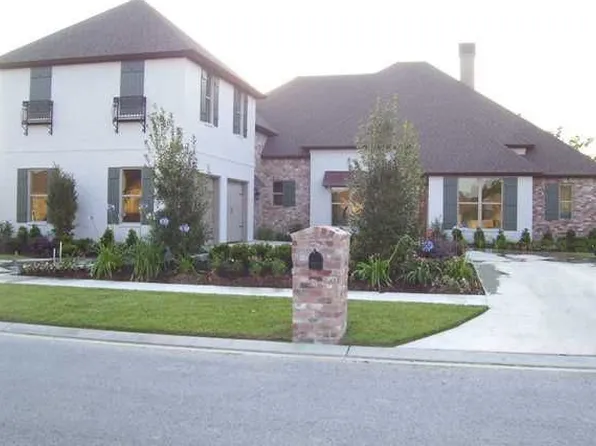 102 English Gardens Pkwy, Lafayette, LA 70503