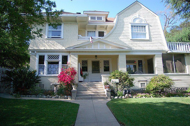1st image of 287 E Montecito Ave