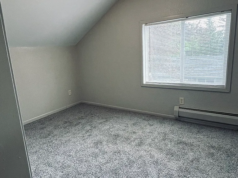 336 Grove St SW #2 — Photo 9