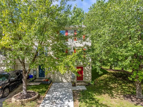 20252 Red Buckeye Ct, Germantown, MD 20876