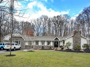 261 N Highland Ave, Pearl River, NY 10965