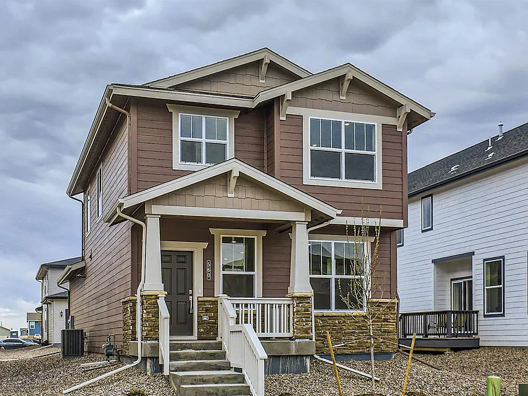 560 Cottonwood Ave — Photo 4