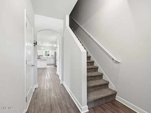 3rd image of 2029 Folkstone Woods Lane