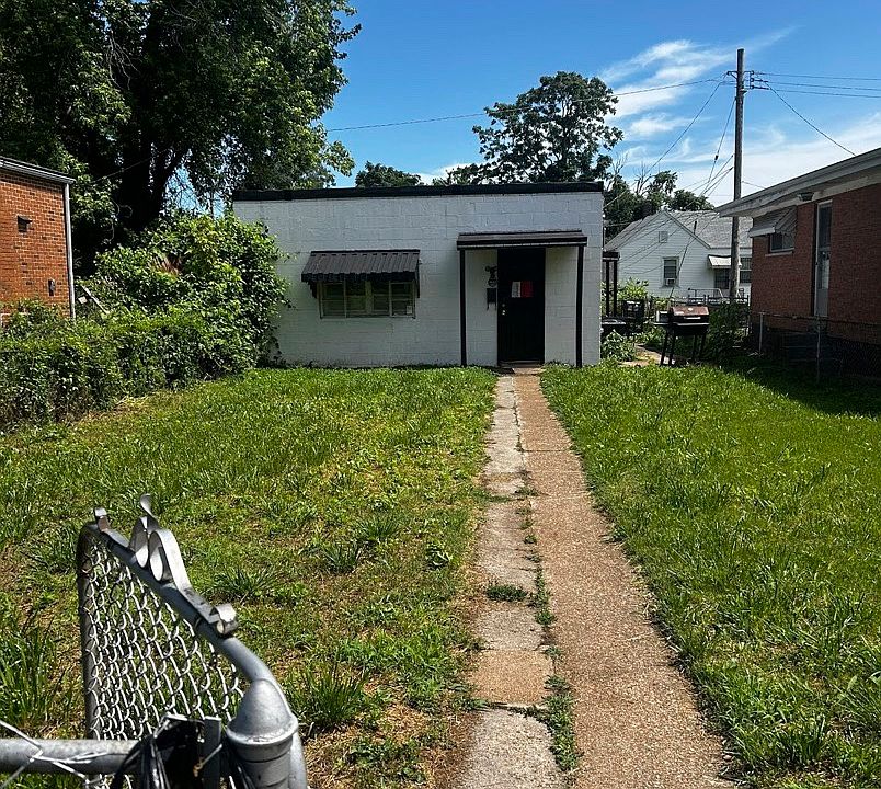 1st image of 4827 Lexington Ave