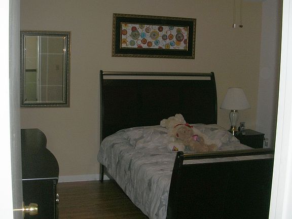 3rd image of 8417 Dixon Ave