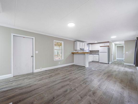 5th image of 9935 Baylor Ave