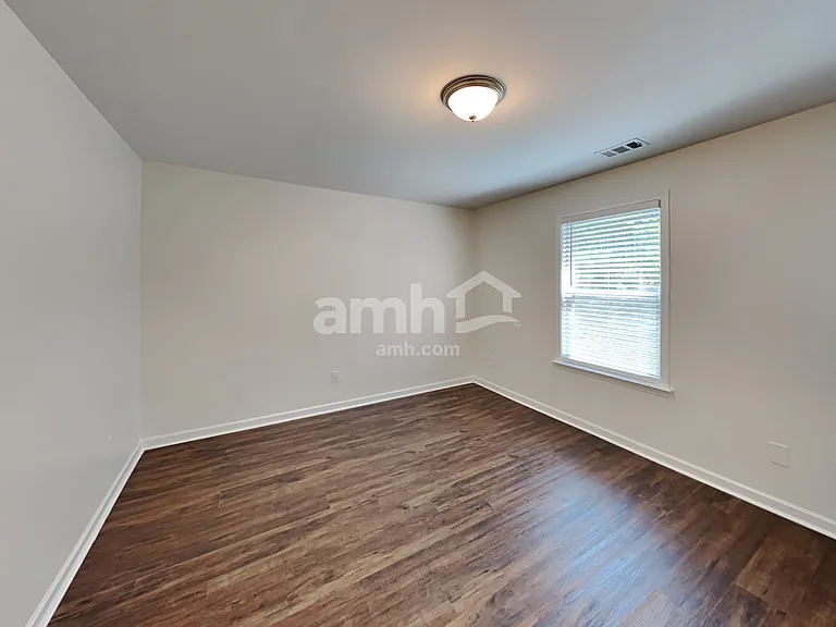 514 Crestmont Ln — Photo 15