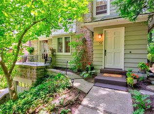 31 Mission Dr, Pittsburgh, PA