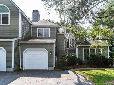 260 Bishops Forest Dr, Waltham, MA, 02452