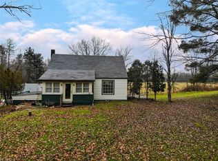 9844 N Palmyra Rd, Canfield, OH 44406