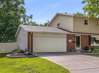 216 N Ohio Ave, Morton, IL