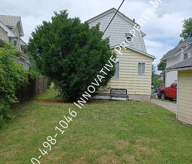 2001 Bagley St — Photo 38