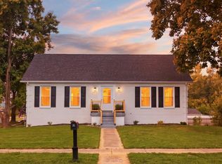 2453 Pierson Dr, Lexington, KY 40505