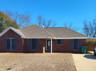 103 Lilly Pad Cir, Millbrook, AL 36054