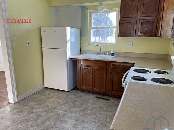 4th image of 800 12th St