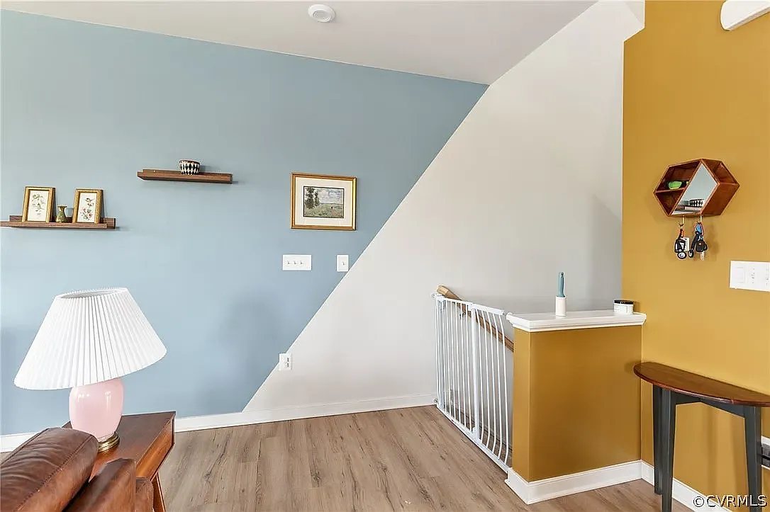3 bed, 2452 sqft, $2,650 — Photo 4