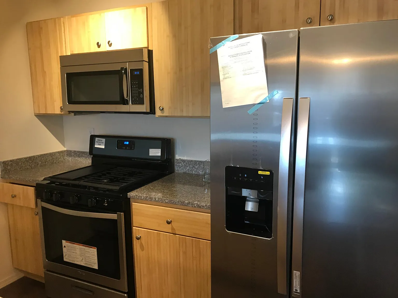 2 bed, 2.5 bath, 1200 sqft, $1,700 — Photo 4