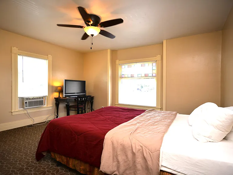 110 Brown St #1 — Photo 10