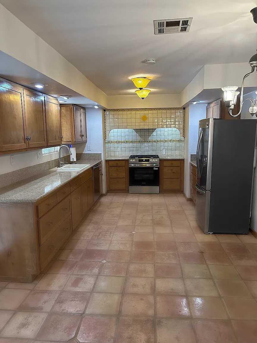 6638 Bermuda Avenue — Photo 4