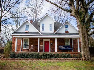 2703 Pope Rd, Douglasville, GA 30135