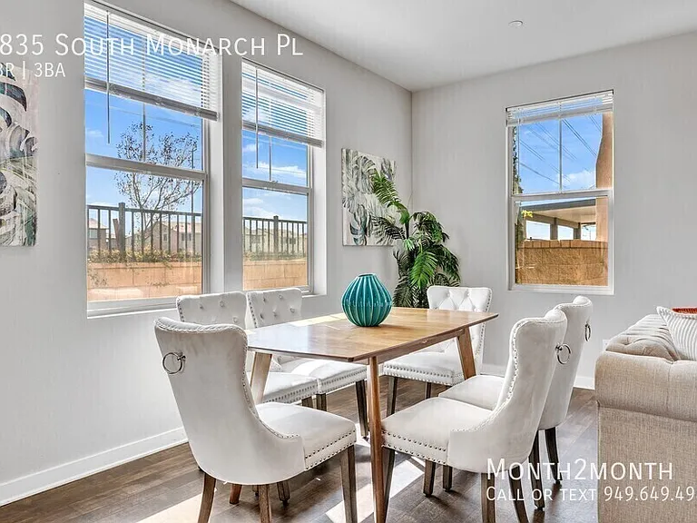 4835 S Monarch Pl — Photo 2