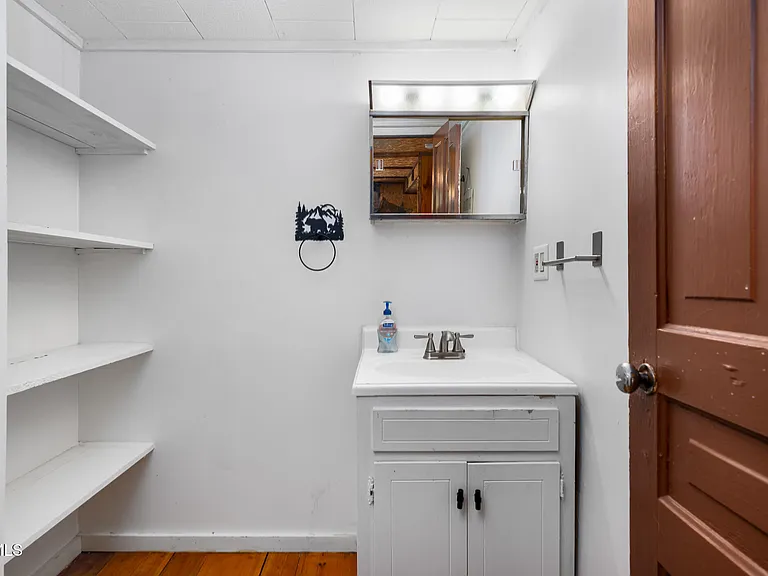 7090 Old Asheville Hwy — Photo 24