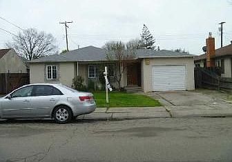 1st image of 630 N Crescent Ave