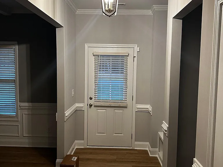 103 Solomon Dr — Photo 3