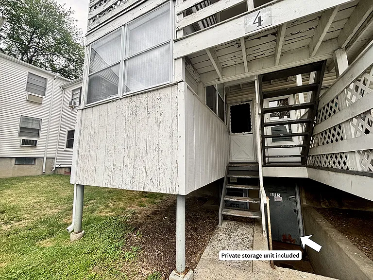 4 Fairview Dr #2 — Photo 16