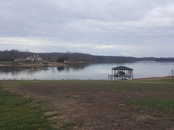 3rd image of 170 Hiwonihi Trail Vonore Tn #37885