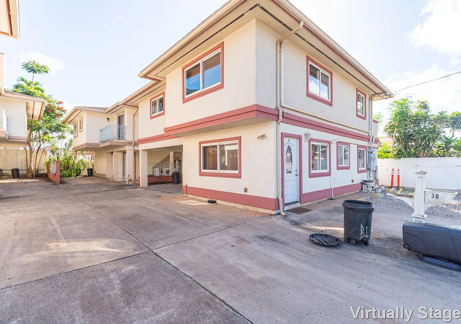 Updated 2br/1ba/2pkg Unit In Duplex (Wahiawa) — Photo 1