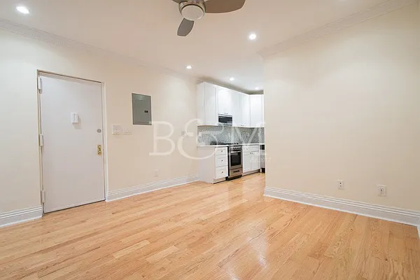 Rented by Brick&Mortar | media 20