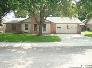 117 Robert Stevens Dr, Schertz, TX 78154