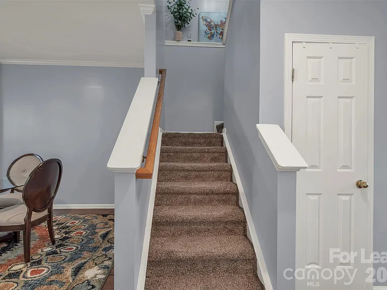 1802 Robinwood Village Dr — Photo 18