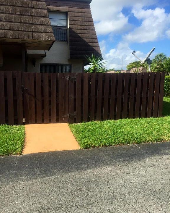 1st image of 2492 NW 99th Ave