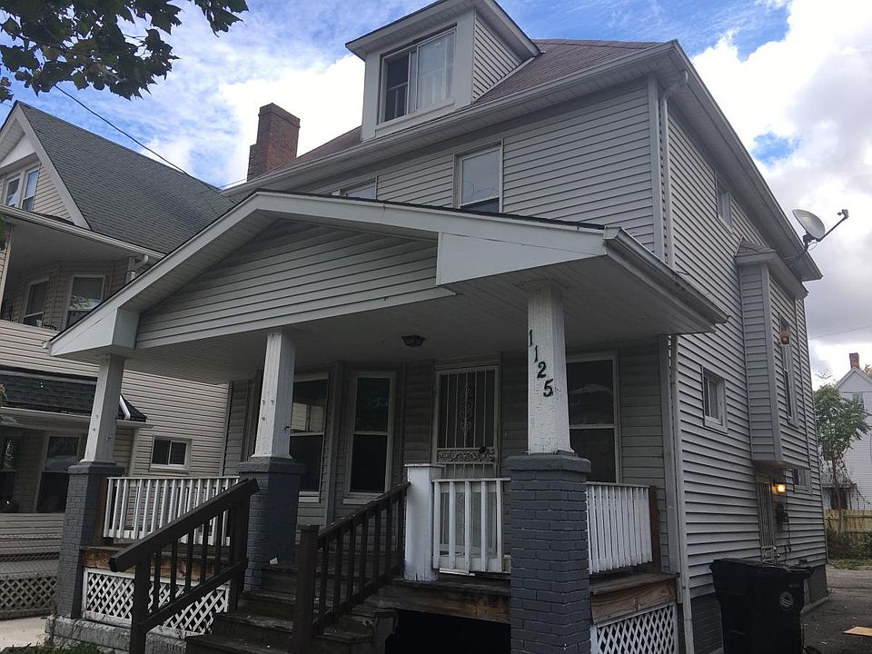 1st image of 1125 E 112th St
