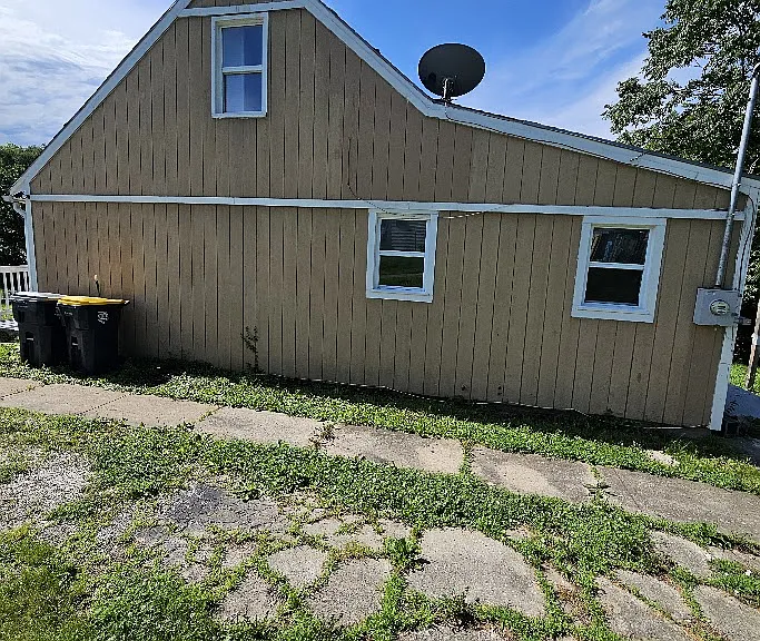 3400 Norton Ave — Photo 2