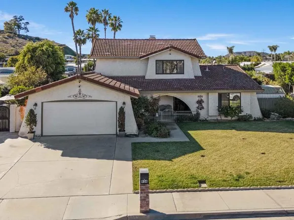 936 Lacebark St, San Marcos, CA 92069