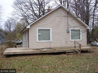 327 1st St S, Hackensack, MN 56452